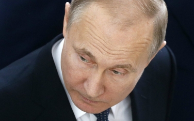 3000 400x250 - Во время проведения ЧМ по футболу и одновременного принятия ряда законов индекс доверия к Путину упал до 37%