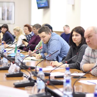 IMG 4284 400x400 - 27 февраля НПЦ «ЮМАН» провел Круглый стол для предпринимателей города Сургута и Сургутского района