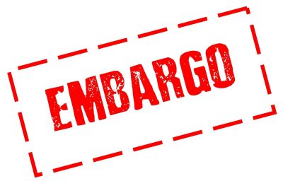embargo2 400x256 - Еврокомиссия предлагает ввести эмбарго на российскую нефть в течение девяти месяцев